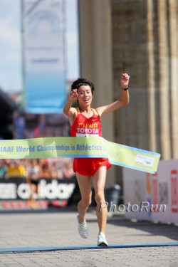 World Champion Xue Bai wins the Beijing Marathon. © www.photorun.net