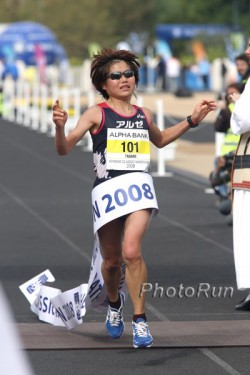 Mai Tagami celebrates the biggest race of her career in Athens. © www.photorun.net 