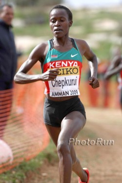 Lineth Chepkuri returns from Kenya to continue her winning streak in the USA. On Sunday, she won the Peachtree Road Race in Atlanta. © www.photorun.net
