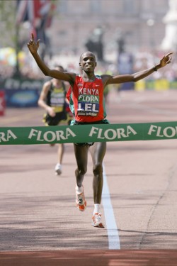 Martin Lel makes his comeback at the Great North Run. © www.photorun.net
