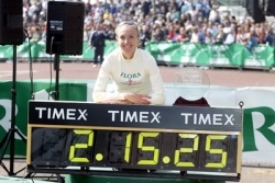 Marathon world record holder Paula Radcliffe returns to competition this coming weekend. © www.photorun.net