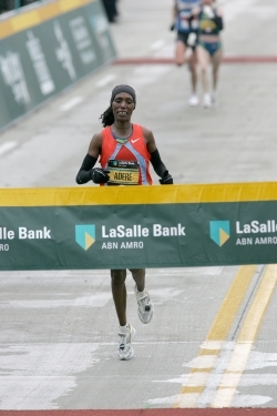 Berhane Adere hopes to repeat as champion at Sunday’s Chicago Marathon. © www.photorun.net