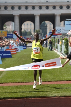 Abel Kirui produced a course record in Vienna. &copy;&nbsp;www.photorun.net