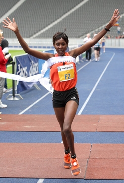 newspicn950 Peninah Arusei continued her winning ways in Berlin. © www.photorun.net