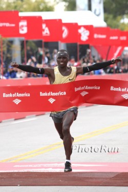 Sammy Wanjiru returns to Chicago as defending champion. © www.photorun.net