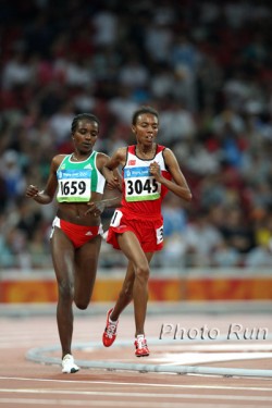 Olympic repeat—Tirunesh Dibaba (left) outran Elvan Abeylegesse over 5,000m as well. © www.photorun.net 