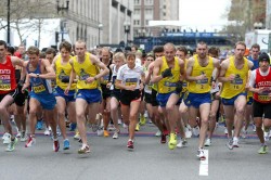 Start of the 5K on Marathon Sunday, April 18. © www.PhotoRun.net 