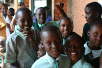 Grateful students at Silgich Hill Academy. © www.photorun.net