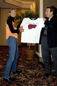 Uta with Run for Research team member Ron Gollub and a very interesting shirt. © private