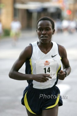 Lineth Chepkurui, here shown at the Texas RoundUp 10K, wins the Lilac Bloomsday Run for the third time. © www.photorun.net