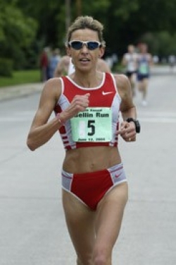 newspicn395 Elana en route to yet another victory. © www.photorun.net