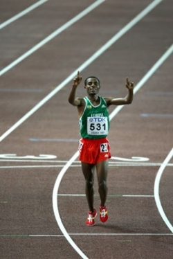 Kenenisa Bekele won another 10,000m world title, but it wasn't easy. © www.photorun.net