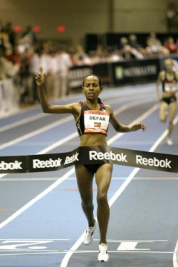 Meseret Defar opened her year with a 2-mile world record. © www.photorun.net