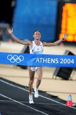 Stefano Baldini achieved Olympic marathon glory in Athens. © www.PhotoRun.net