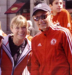 Together with Grete at the “Kids Run“ of the Boston Marathon 2005. © Jim Davis