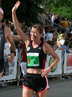 Uta, seen here at the 2008 Bellin Run, enjoyed the great atmosphere on the course. &7nbsp;Bellin Health