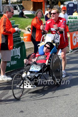 Dick and Rick racing with their new wheelchair. © www.photorun.net