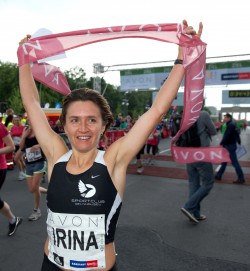 Irina Mikitenko, seen here in last year’s edition, won the 29th Avon Running Berlin Women’s Race on Saturday. © SCC-Events/Camera4