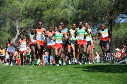 The men’s field in Punta Umbria. © www.photorun.net