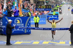 Lelisa Desisa wins his second Boston Marathon. © www.PhotoRun.net