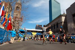 On the way to the finish line of the 2014 Boston Marathon. © www.PhotoRun.net