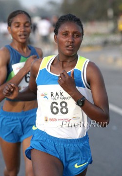 Tiki Gelana, here shown at the 2009 Ras Al Khaimah Half Marathon, proved victorious in Netherlands on Sunday. © www.PhotoRun.net