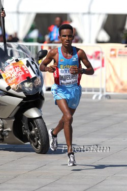 Ghirmay Ghebreslassie is the new Marathon World Champion. © www.PhotoRun.net