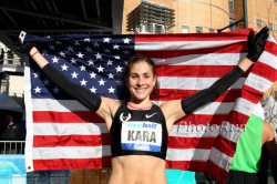 Americans are looking hopeful to Kara Goucher at the Boston Marathon. © www.photorun.net