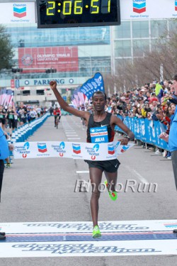 With his triumph, Tariku Jufar crowned an exciting marathon weekend in South Texas. © www.photorun.net