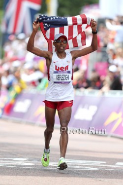 Meb Keflezighi ran to a strong fourth place. © www.PhotoRun.net