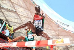 Ezekiel Kemboi retained his 3,000m steeplechase title. © www.PhotoRun.net