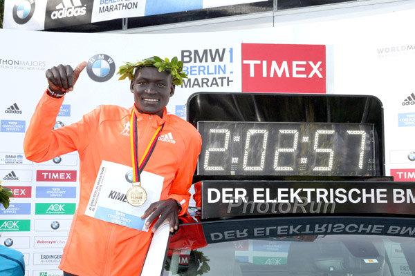 Dennis Kimetto Sets New World Record, Breaks the 2:03 Barrier, at the Berlin Marathon