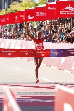 Rita Jeptoo runs the fastest time in the world this year. © Bank of America Chicago Marathon