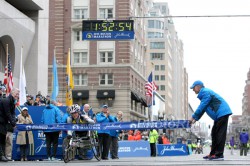 Tatyana McFadden gewann zum dritten Mal in Boston. © www.PhotoRun.net