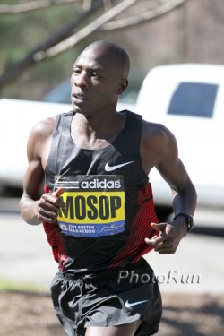 Can Moses Mosop triumph again in the Netherlands? © www.photorun.net