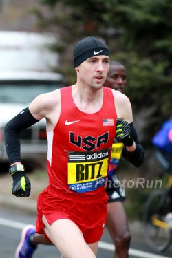 Dathan Ritzenhein zeigte eine hervorragende Leistung auf der anspruchsvollen Strecke. © www.PhotoRun.net