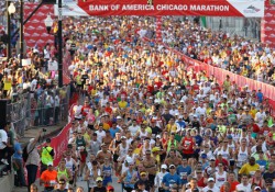 Start of the Chicago Marathon... © www.PhotoRun.net