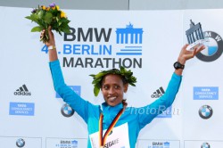 Tirfi Tsegaye triumphed in Berlin with the official world’s best of the year. © www.PhotoRun.net