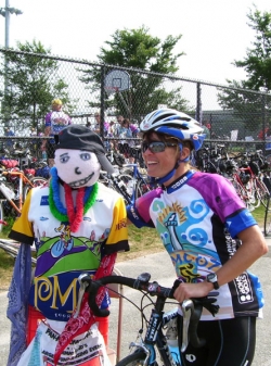 Two PMC friends at the finish line of the first day's ride in Bourne. © private