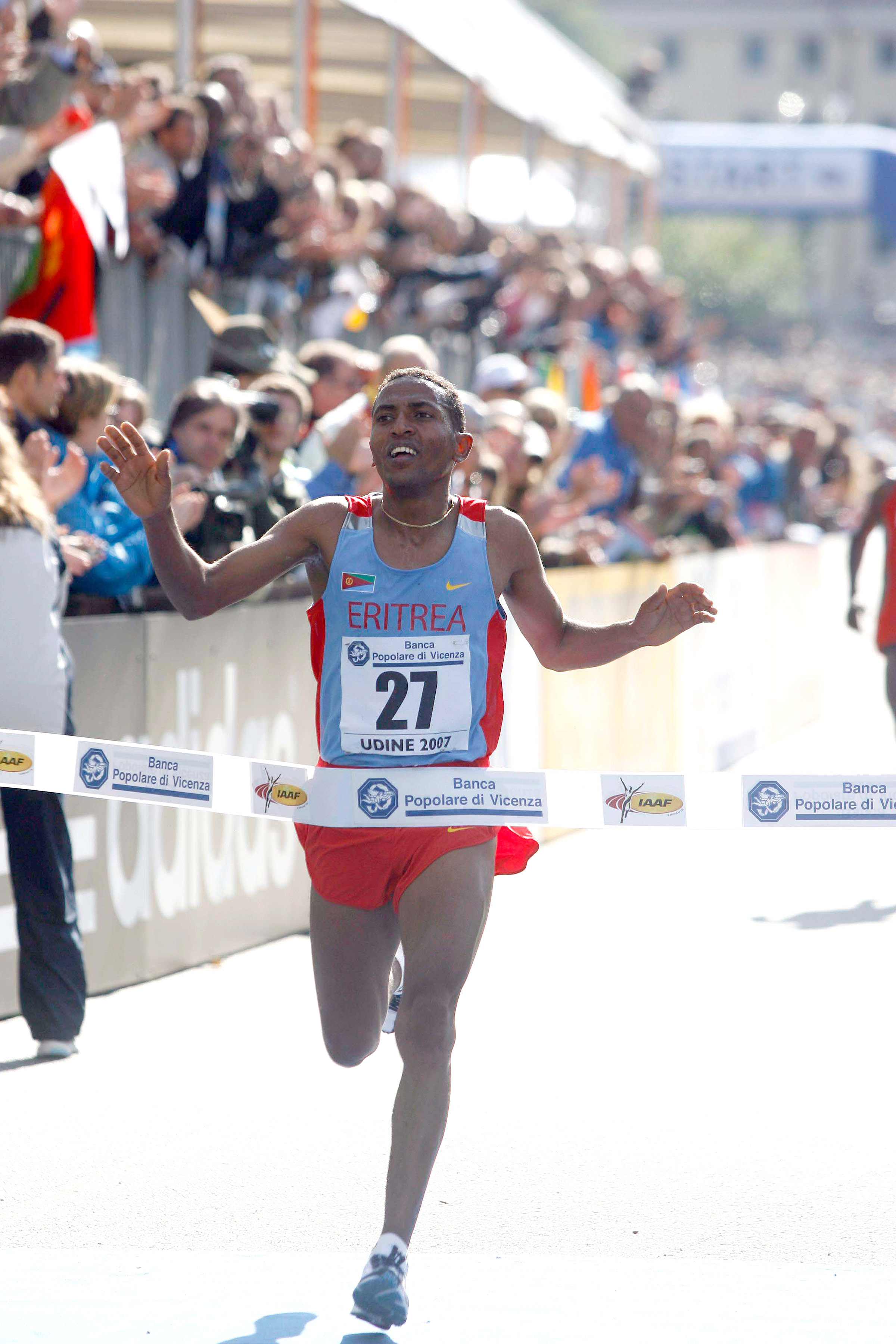 Zersenay Tadese, seen here at the 2007 World Half Marathon Championships, won by a big margin in Lisbon. © www.photorun.net